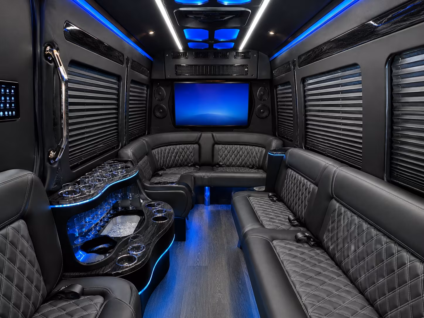 bus rentals for corporate retreats and off site team travel
