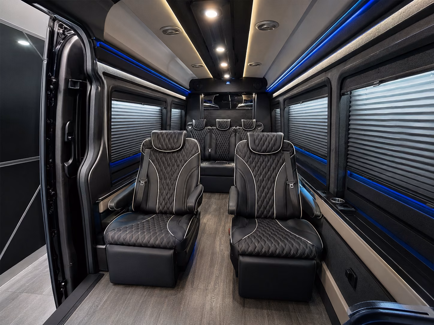corporate and employee airport shuttle service in hamden ct