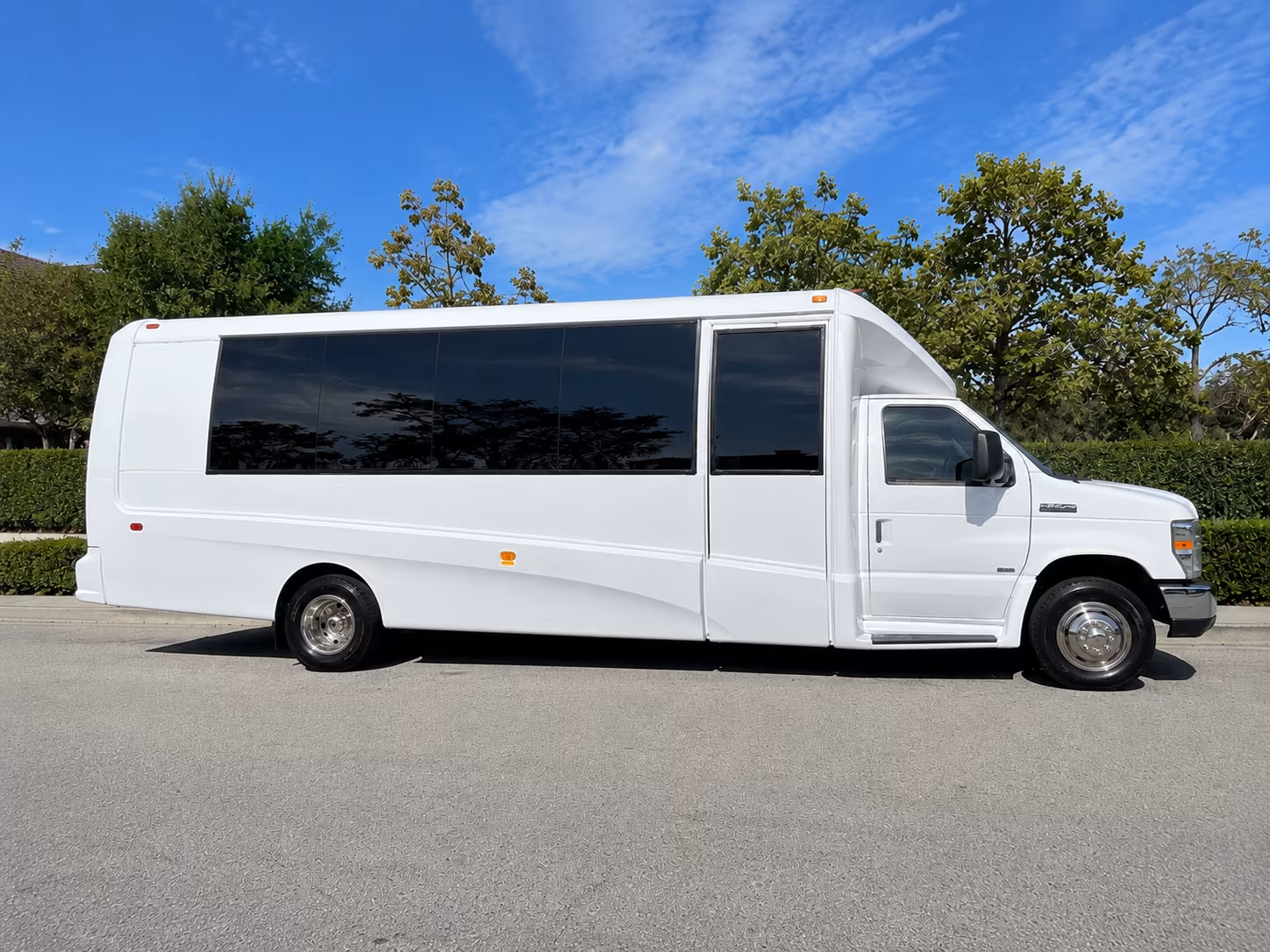 employee shuttle buses for hamden s busiest corporate corridors