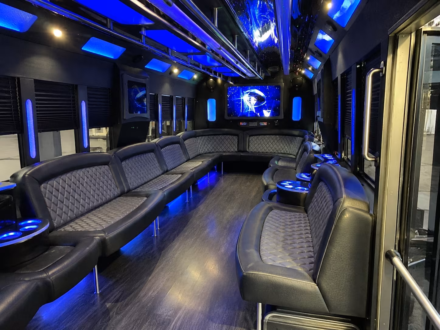 hamden 28 passenger party bus interior