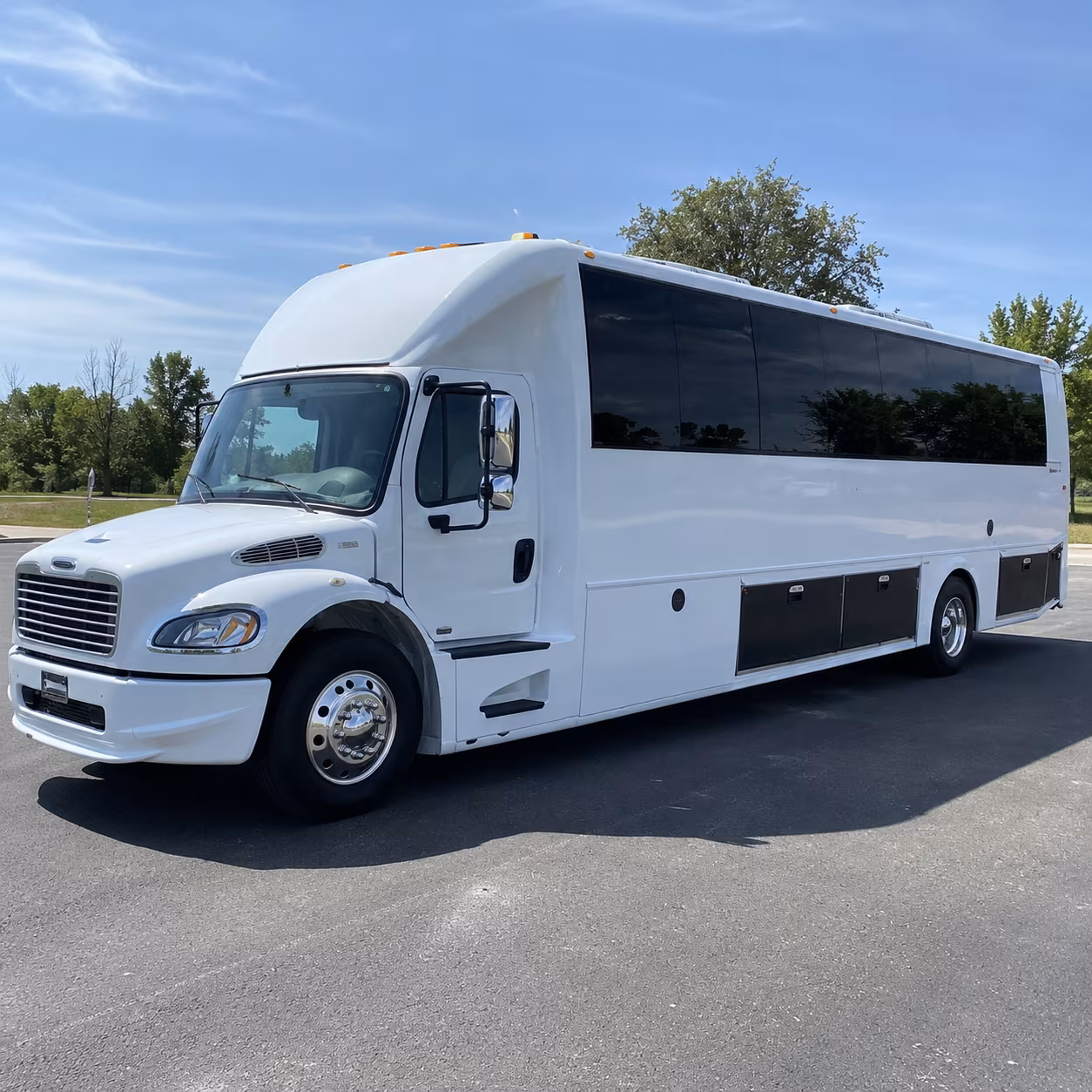 hamden 40 passenger party bus
