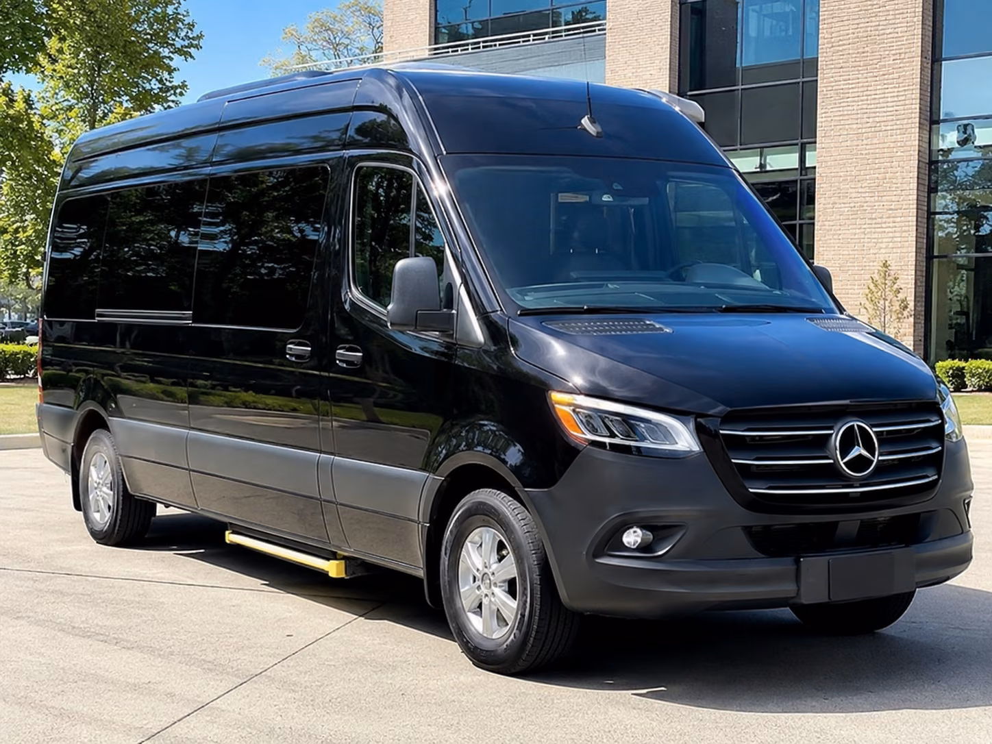 hamden sporting event transportation