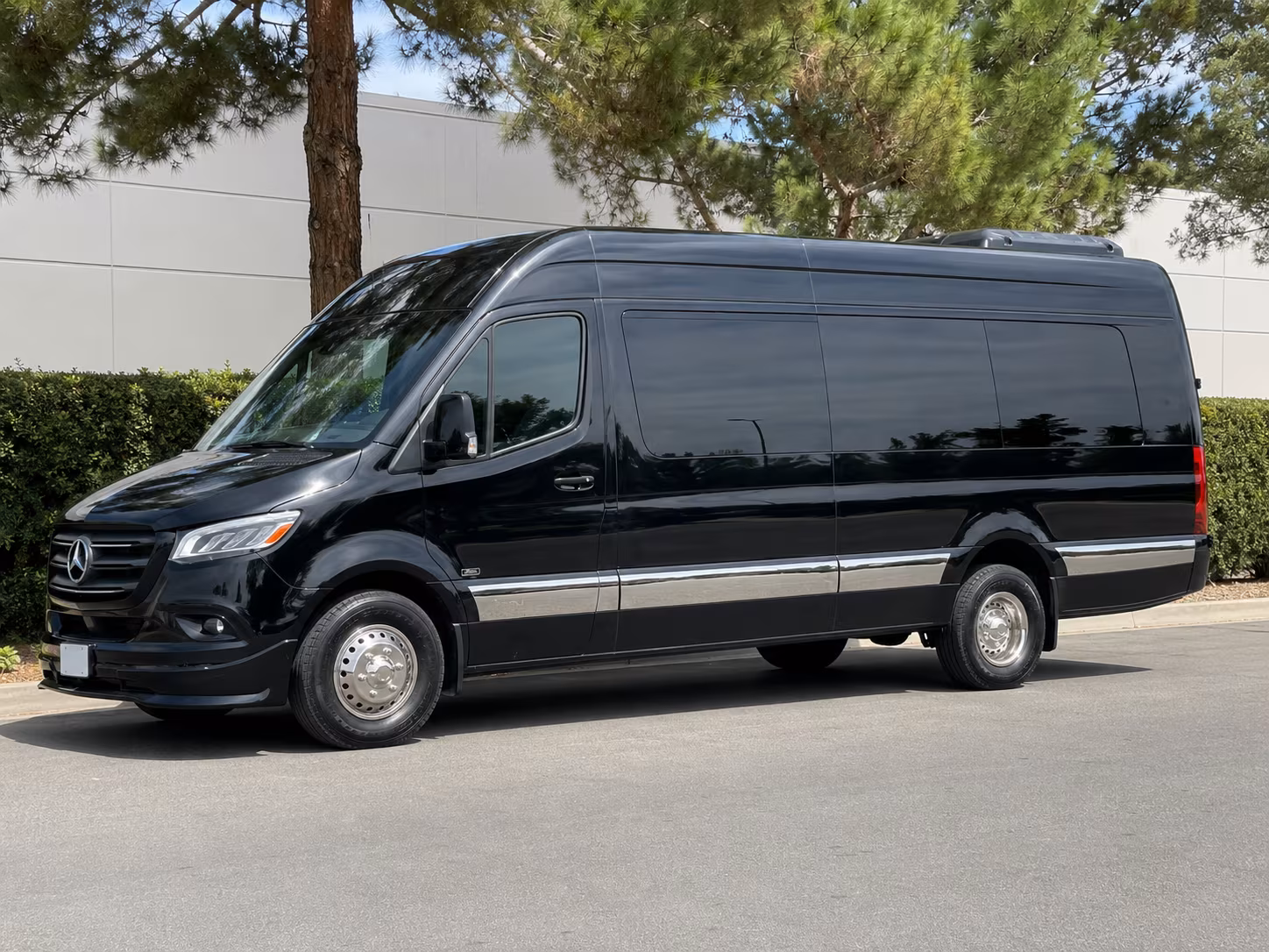hamden sprinter limousine