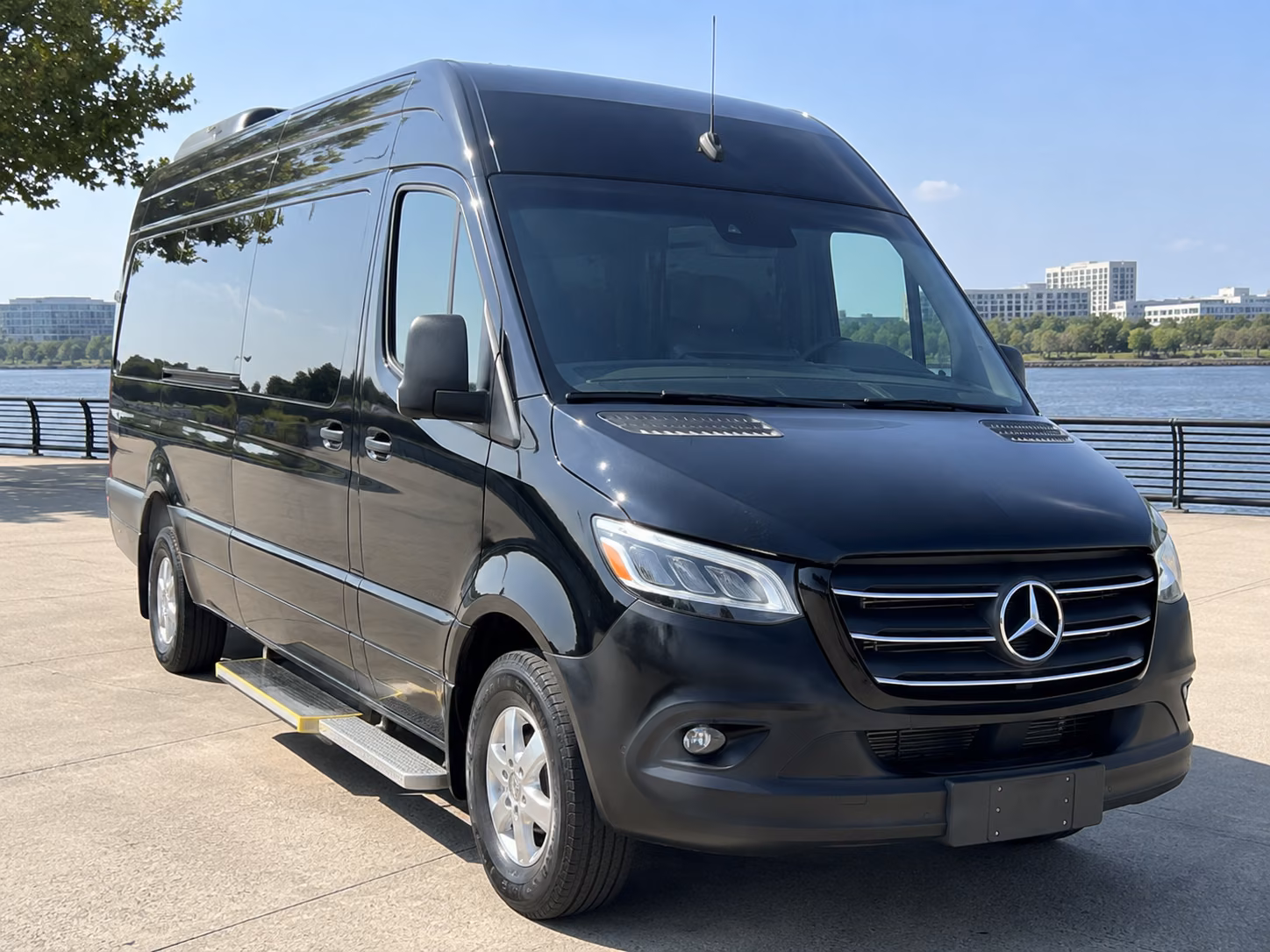 hamden sprinter van with driver