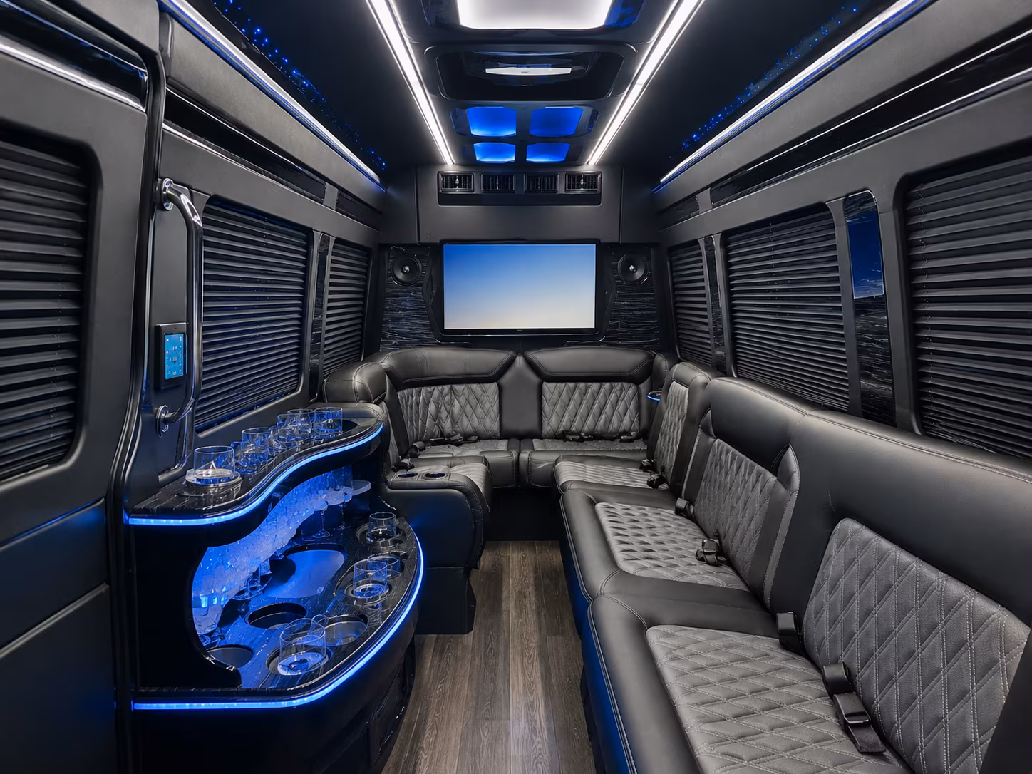 long distance buses to new york city sporting events