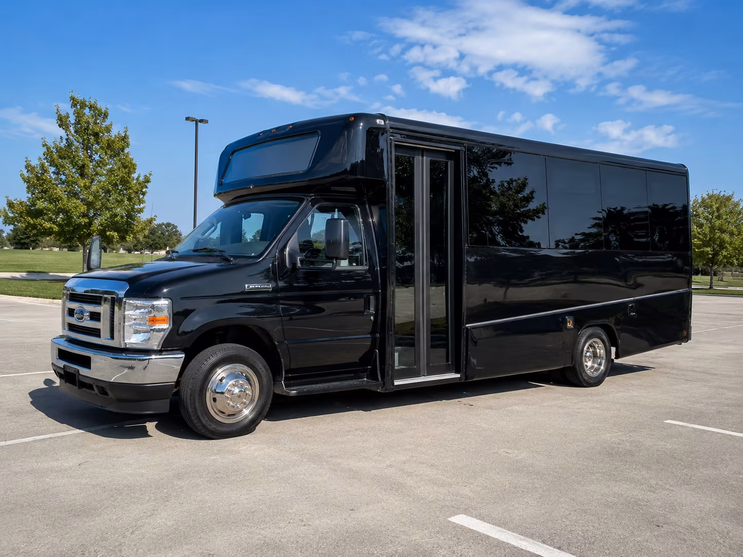 minibuses for smaller hamden prom groups who still want a great ride