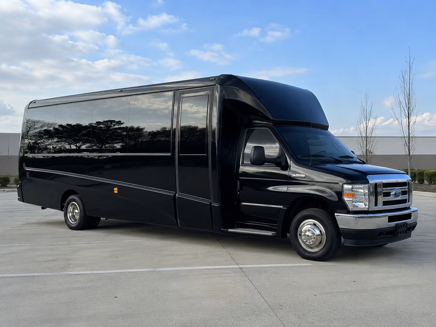 shuttle buses to mohegan sun arena and foxwoods concerts